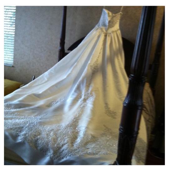 0 Degrees  White Satin ( New) Wedding Dress